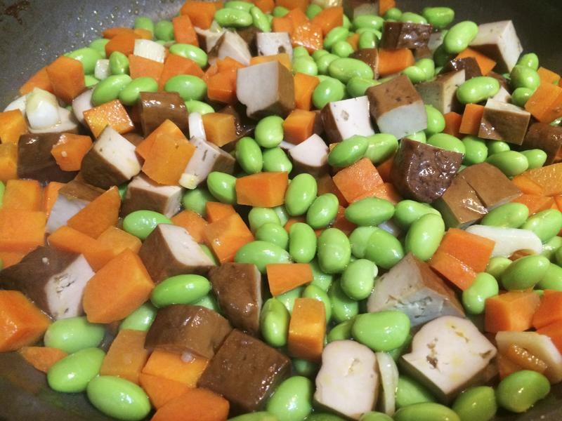 ��ɫ����ʳ������