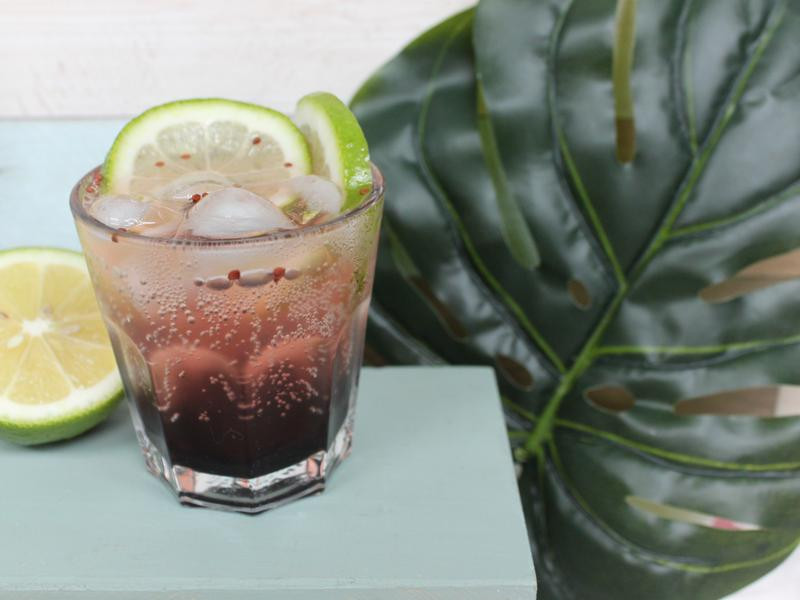 桑椹果酱气泡饮的做法