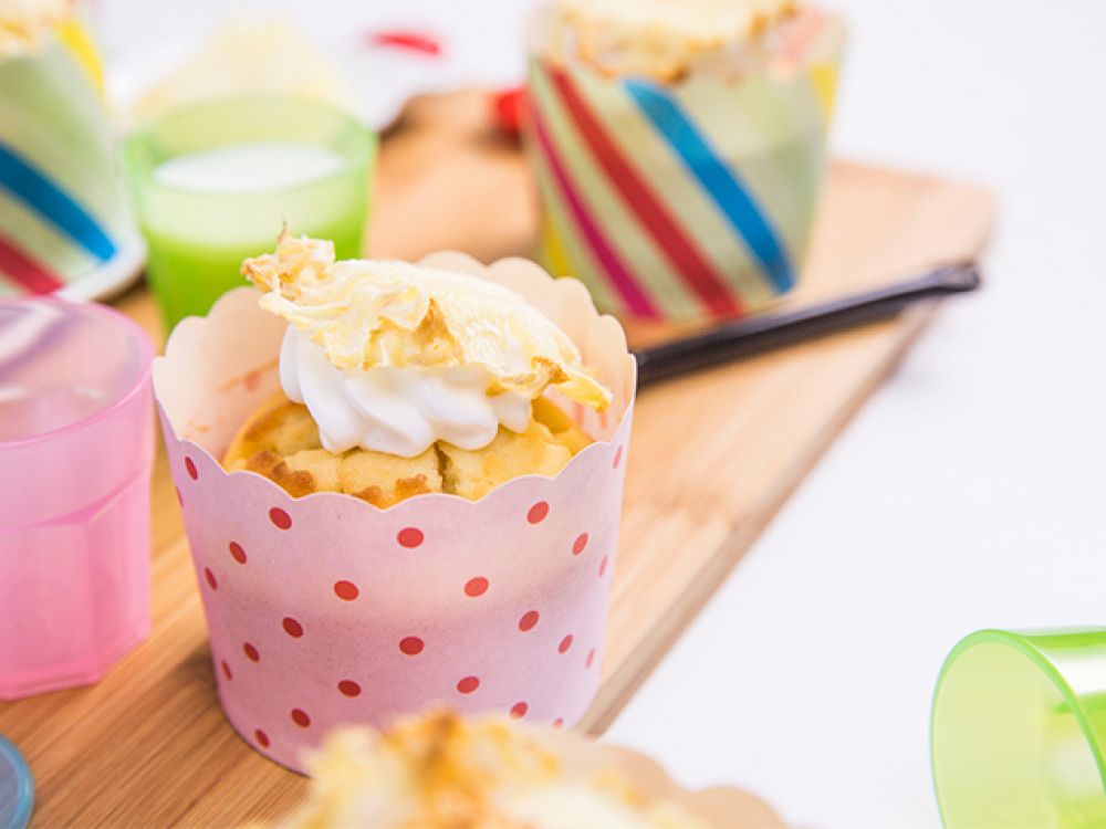 凤梨柠檬纸杯蛋糕的做法