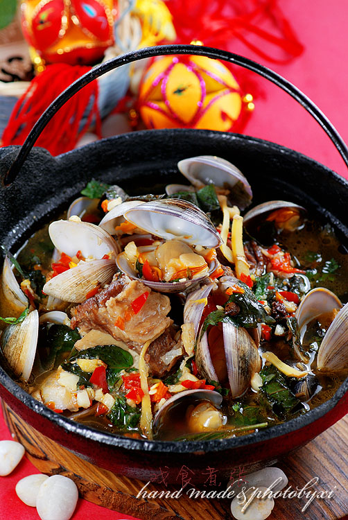 令老饕们嘴馋心痒的春天滋味——牛排海螺煲的做法