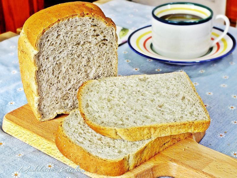 黑豆奶芝麻吐司(直接法)的做法