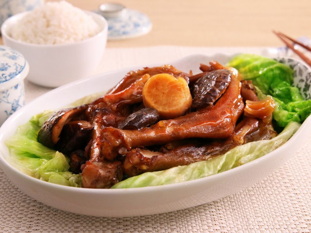 瑶柱炆鹅掌的做法