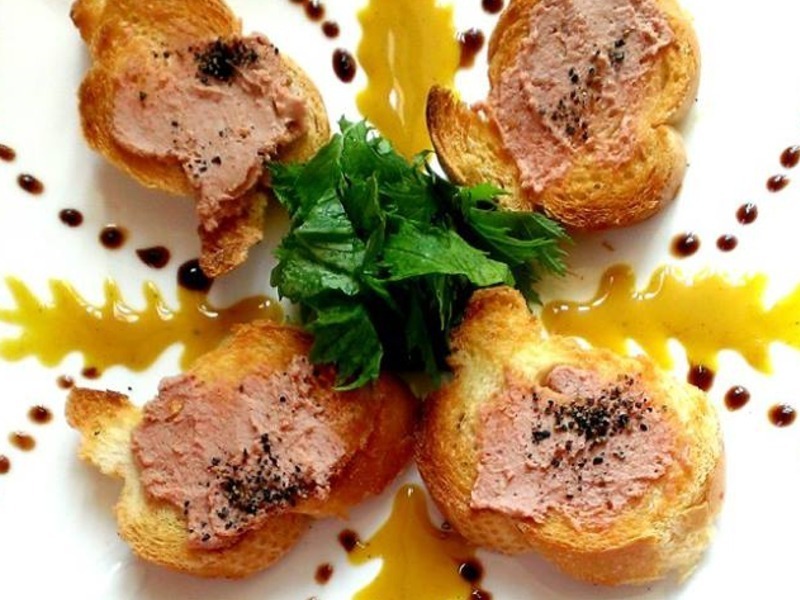 {��¶���С��}������