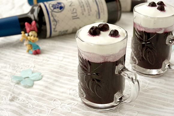 奶盖蓝莓汁的做法