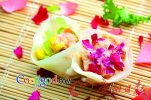 烹红煮翠 连心饺的做法