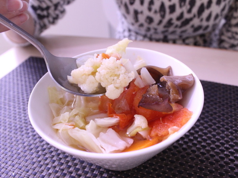 蕃茄木耳炖蔬菜的做法