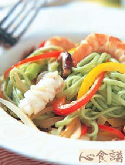 翡翠海鲜炒面的做法