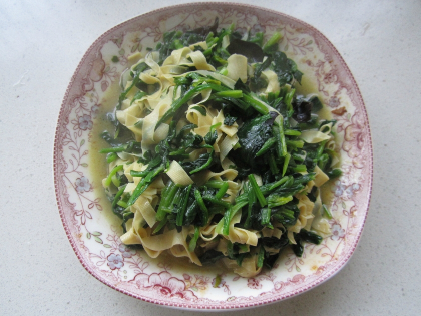 ���˰�Ҷ������