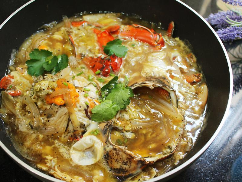 �ں��������з������