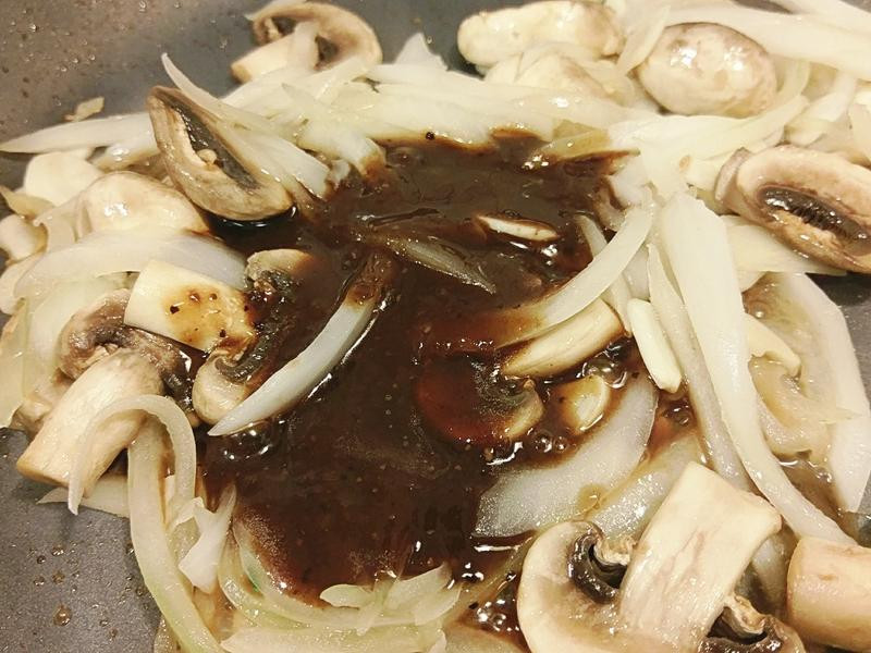 �ں������������