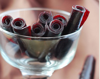 李子果皮卷的做法