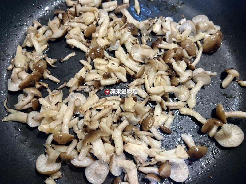 �����м������