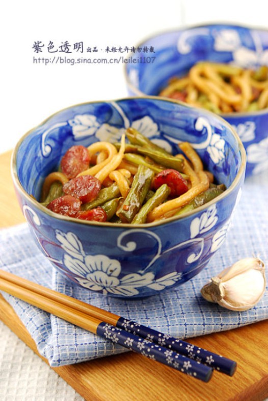 蚝汁豆角乌冬面的做法