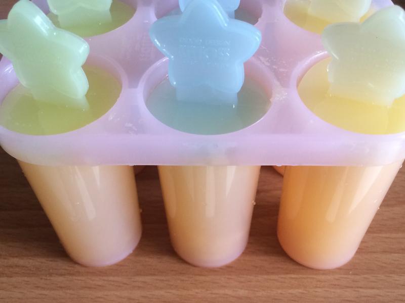 �������~�������������