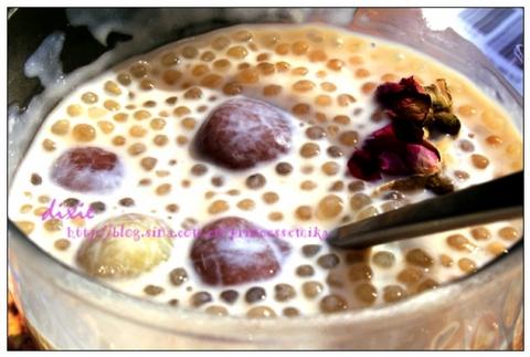 玫瑰奶茶西米露的做法