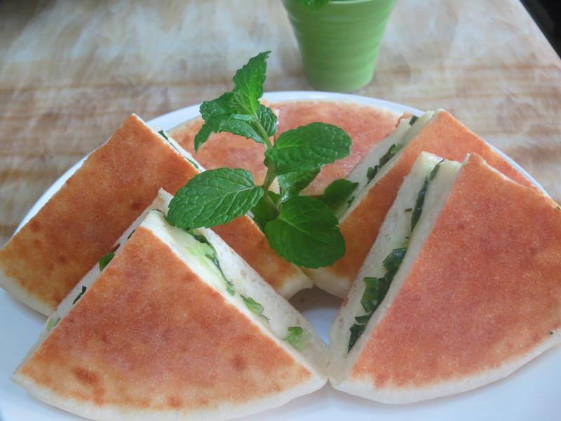 咸口烙葱花烙饼的做法