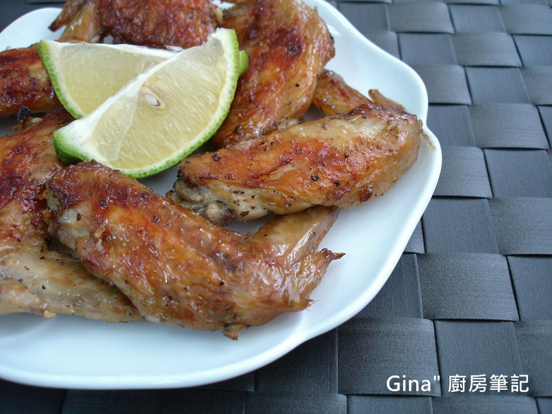 香草烤鸡翅的做法