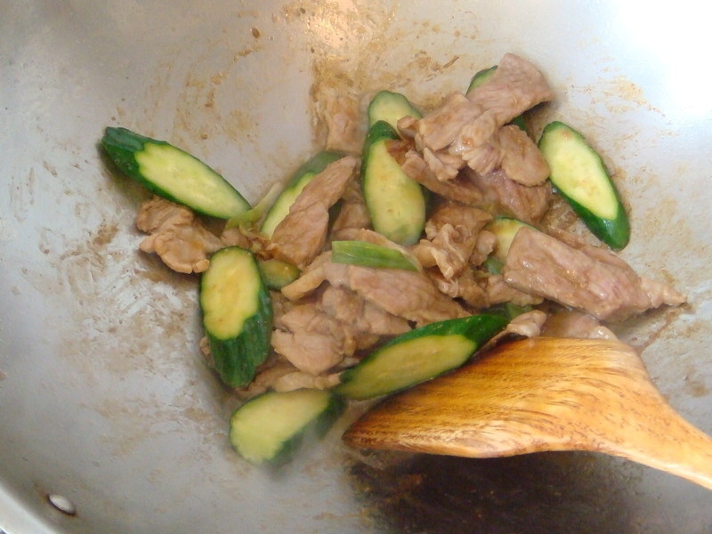 �ݲ����������