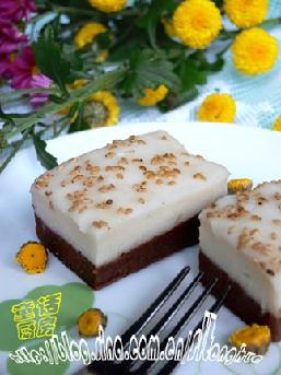 双色芝麻糯米糕的做法