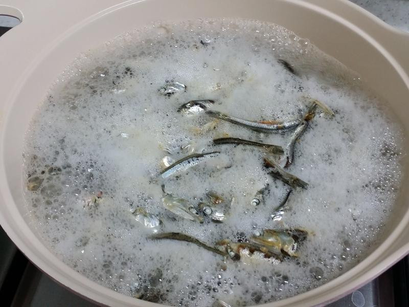 è��ʳС��ɵ�����