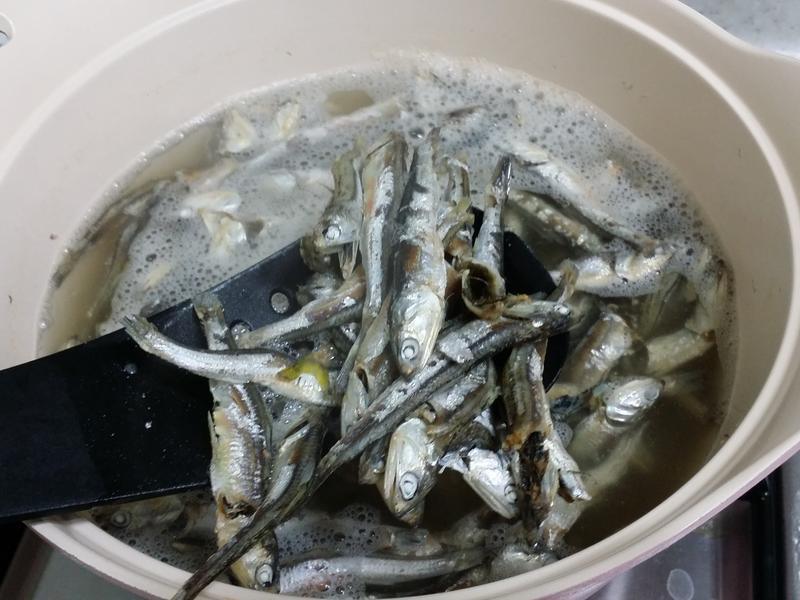 è��ʳС��ɵ�����