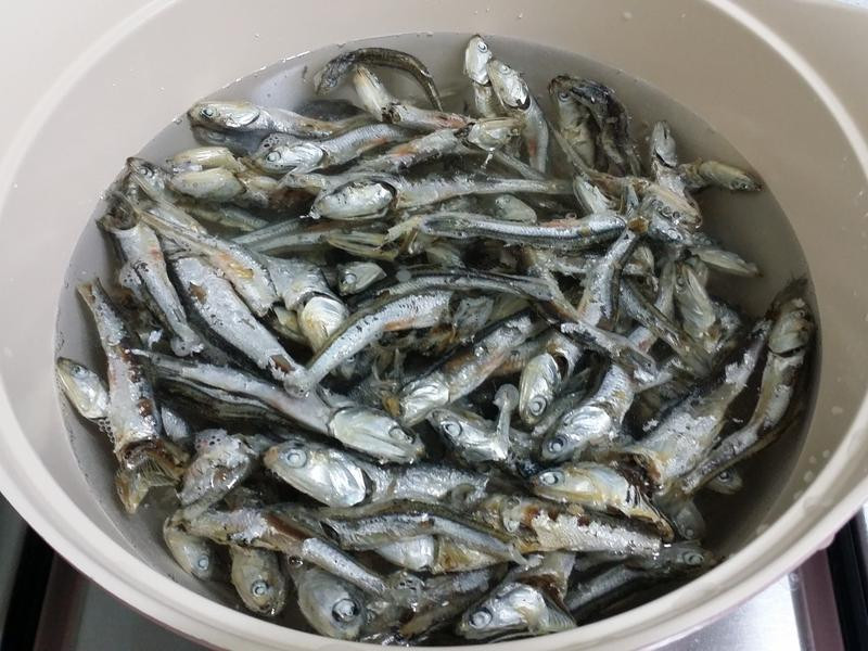 è��ʳС��ɵ�����