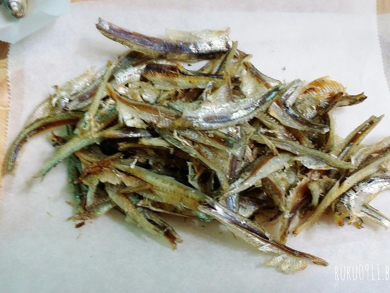 è��ʳС��ɵ�����