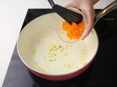 ����˿�ϵ�����