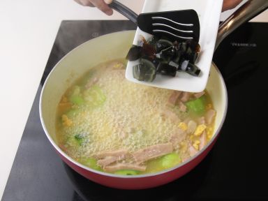 ����˿�ϵ�����