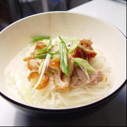 鸭汤面的做法