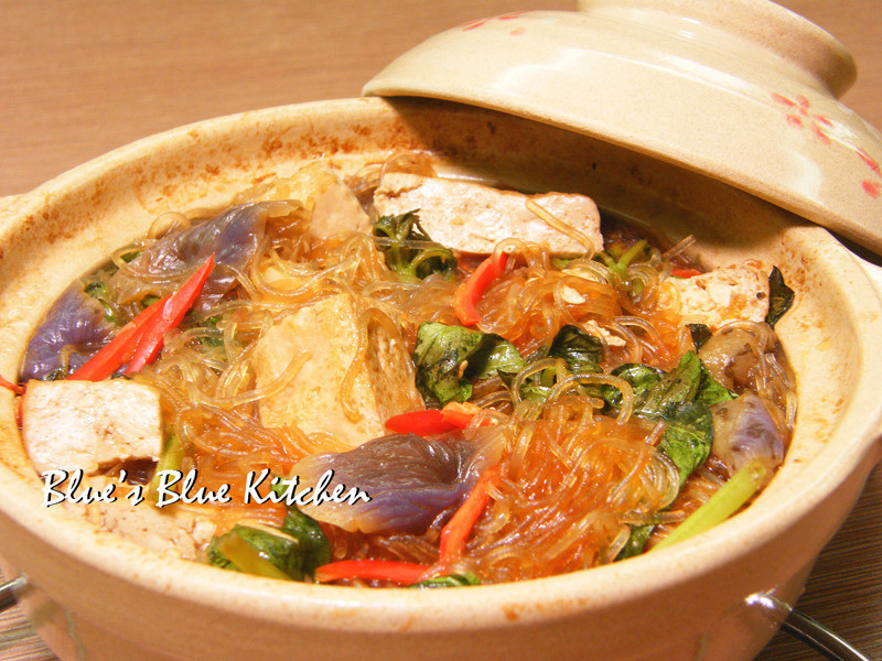 塔香茄子豆腐粉丝煲的做法