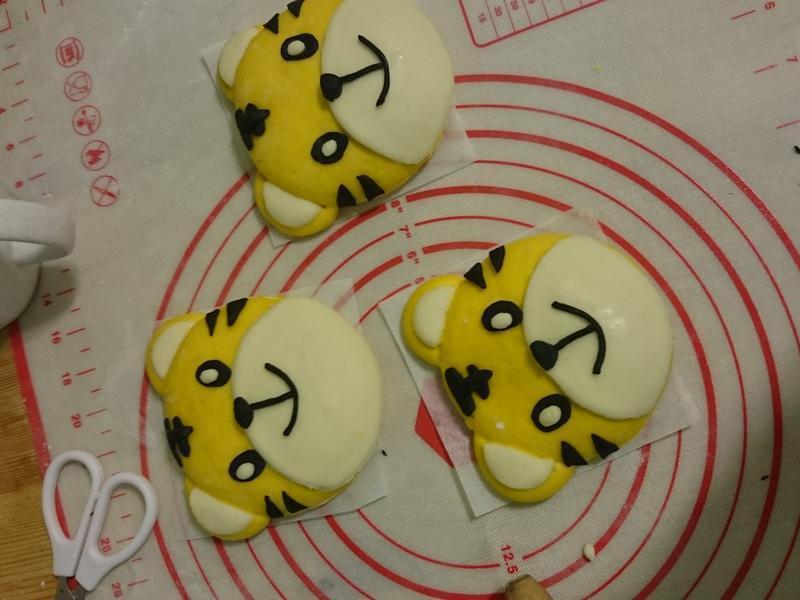 �Ϲϻ�����ͷ������