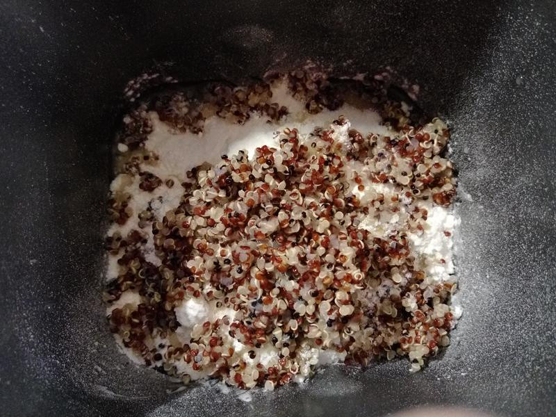 ��ɫ޼����ͷ������