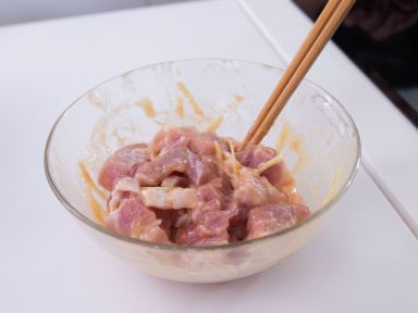 ζ���ձ�����������Ƭ������