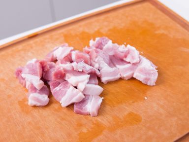 ζ���ձ�����������Ƭ������