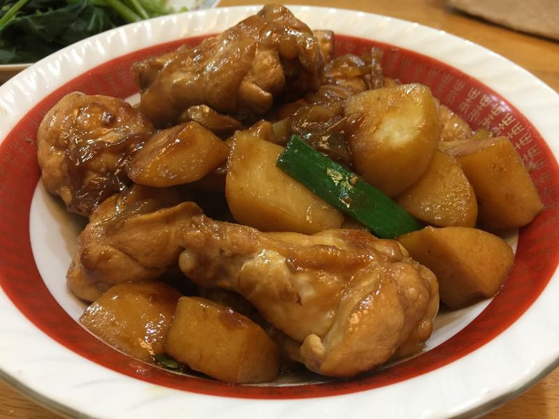 酱烧马铃薯小棒腿的做法