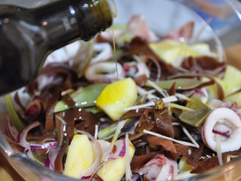 ����ľ������͸�������