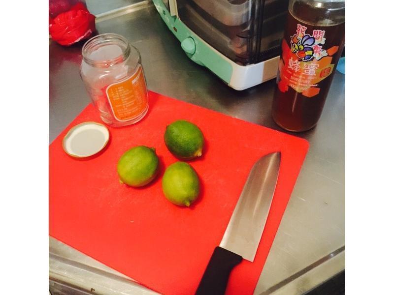 �������ݷ������ʵ�����