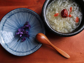 ������ľ����������