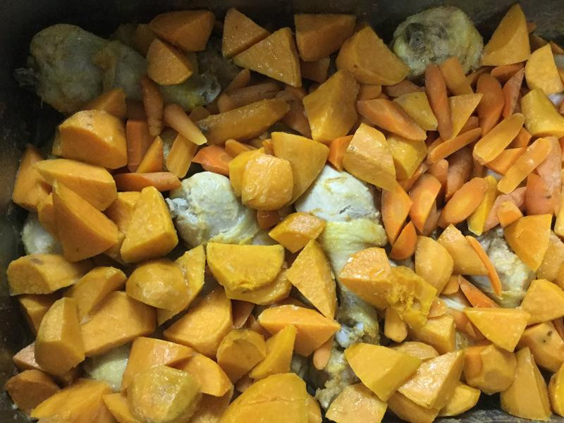 甜地瓜烤鸡腿的做法