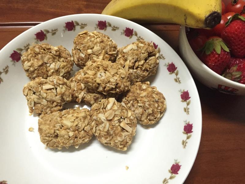 ����--�������������������