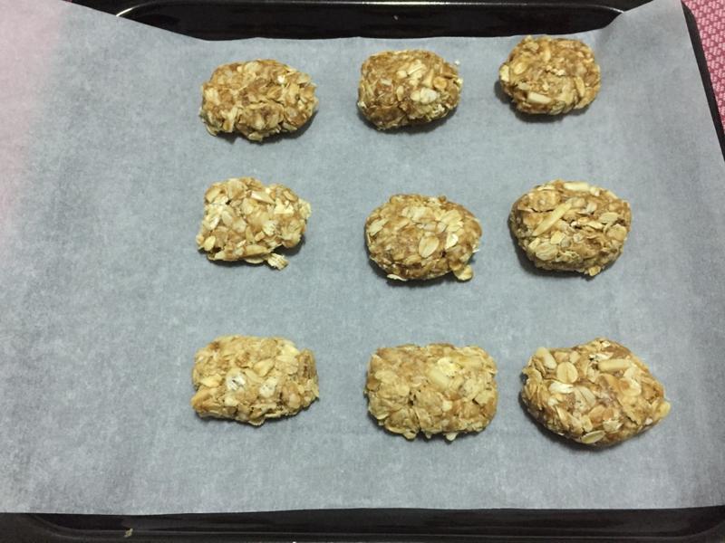 ����--�������������������