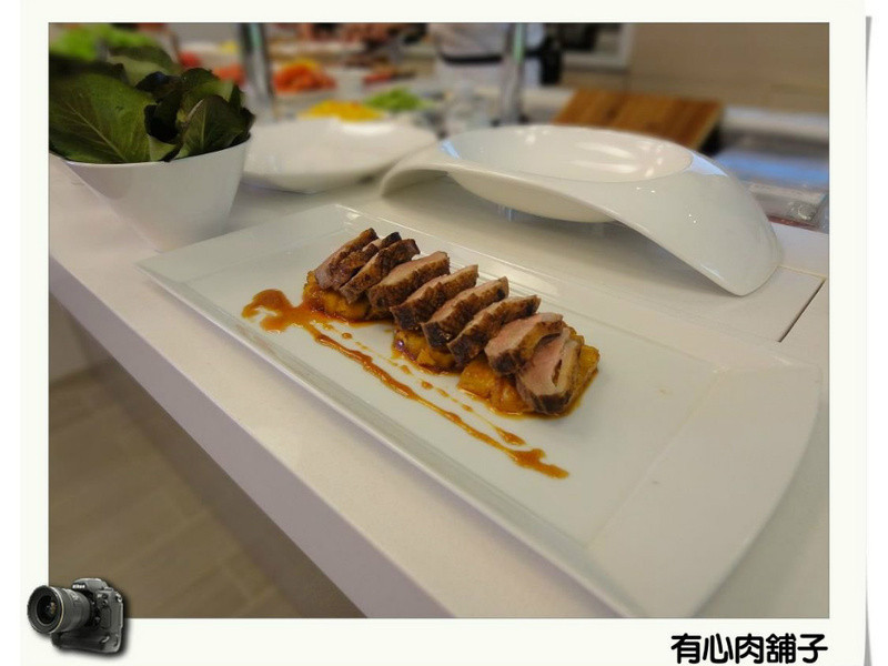 ����ʳ�ף��۲���Ѽ�ص�����