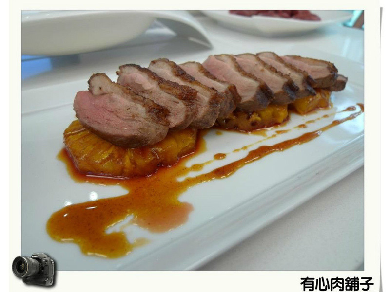 ����ʳ�ף��۲���Ѽ�ص�����