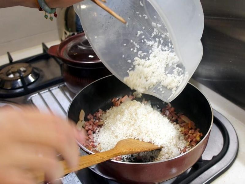 ʯ���Ϻ��˷�������