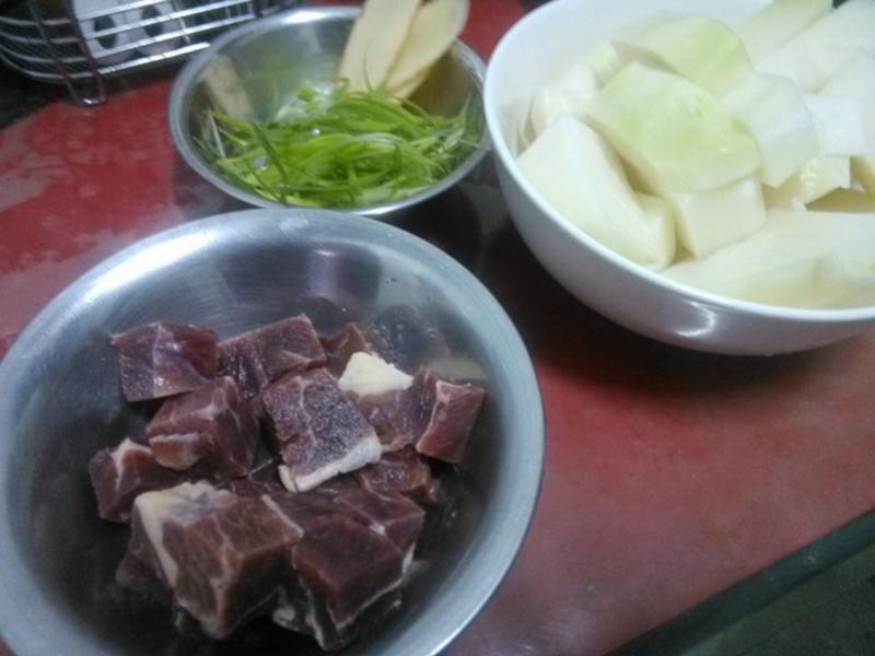 ��ͷ������ţ�������