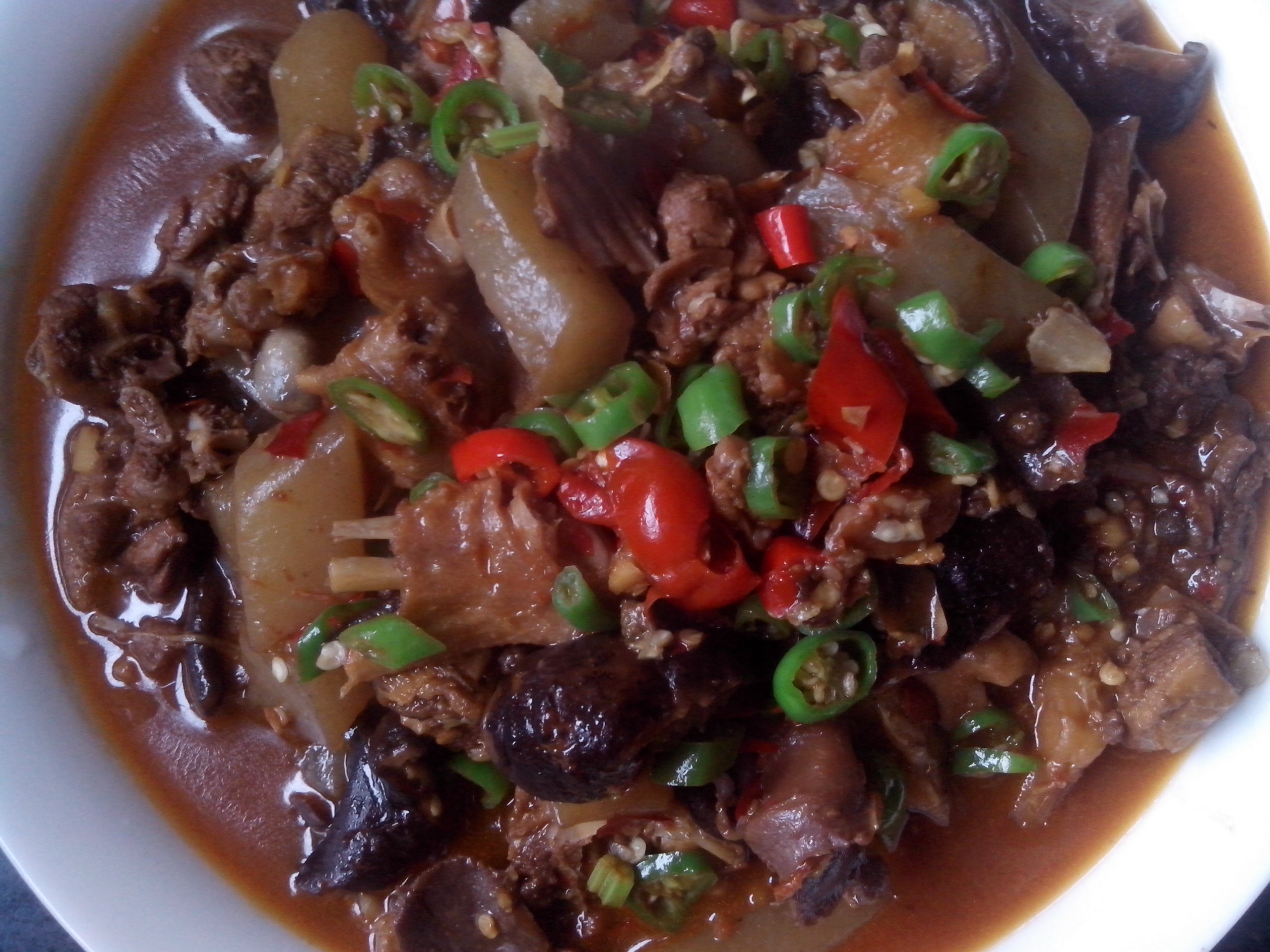 啤酒魔芋鸭的做法