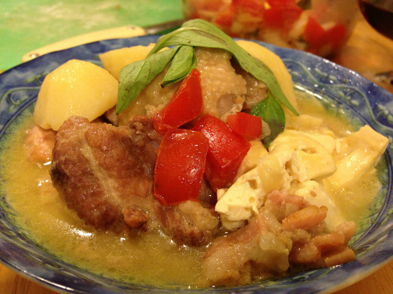 鸡猪双拼马铃薯炖肉的做法