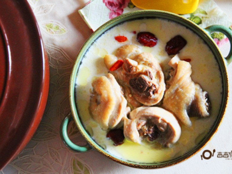 ��������������