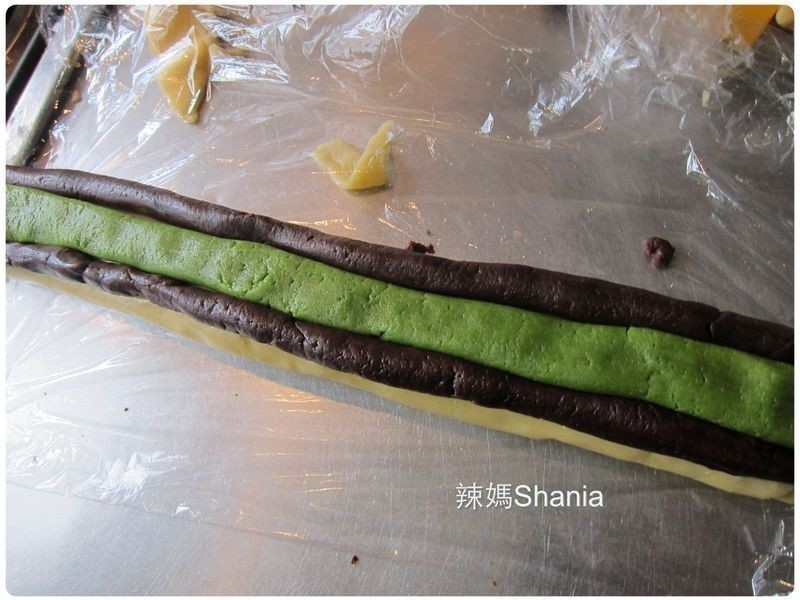 ���ɰ�è�ܱ��ɵ�����